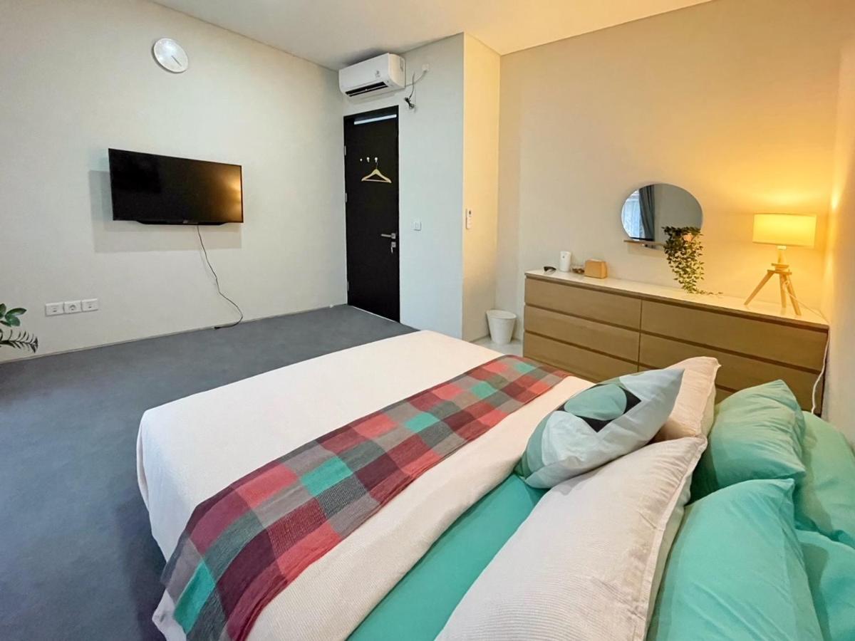 Larisa Homestay Syariah Padalarang Екстер'єр фото